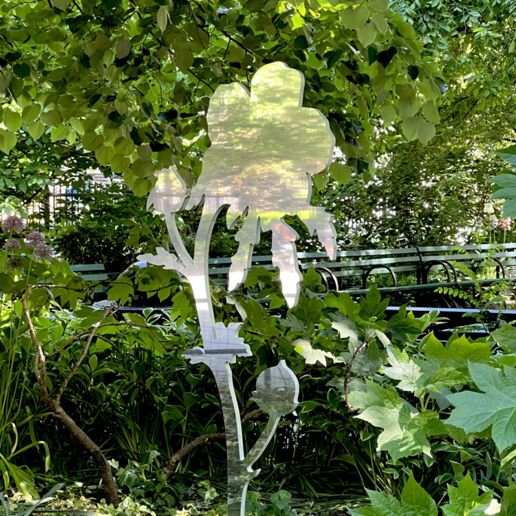 Lee Tal’s sculpture in Manhattan’s Stuyvesant Park